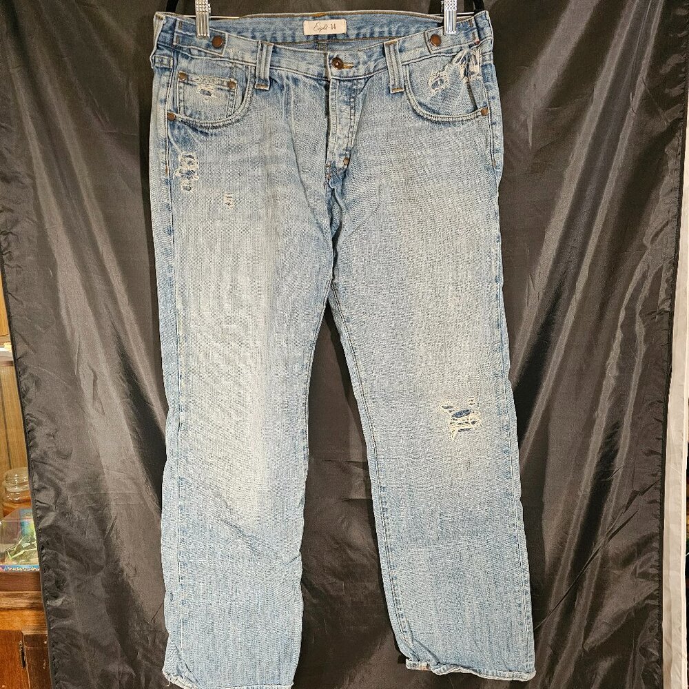 Eight-14 light blue wide leg button fly jeans. Size 30